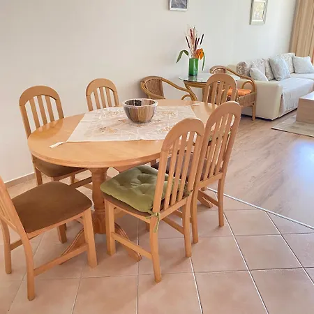 тристаен в затворен комплекс