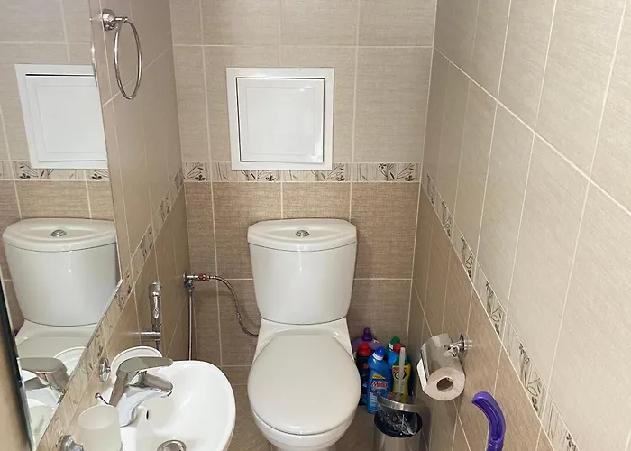 Appartement тристаен в затворен комплекс *